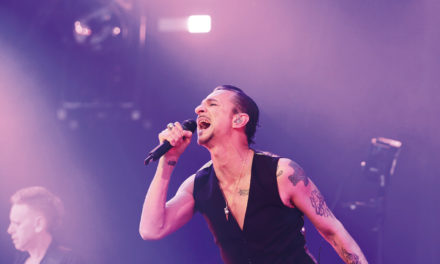 DEPECHE MODE SUR SCÈNE AVEC LE TG-1000 BEYERDYNAMIC