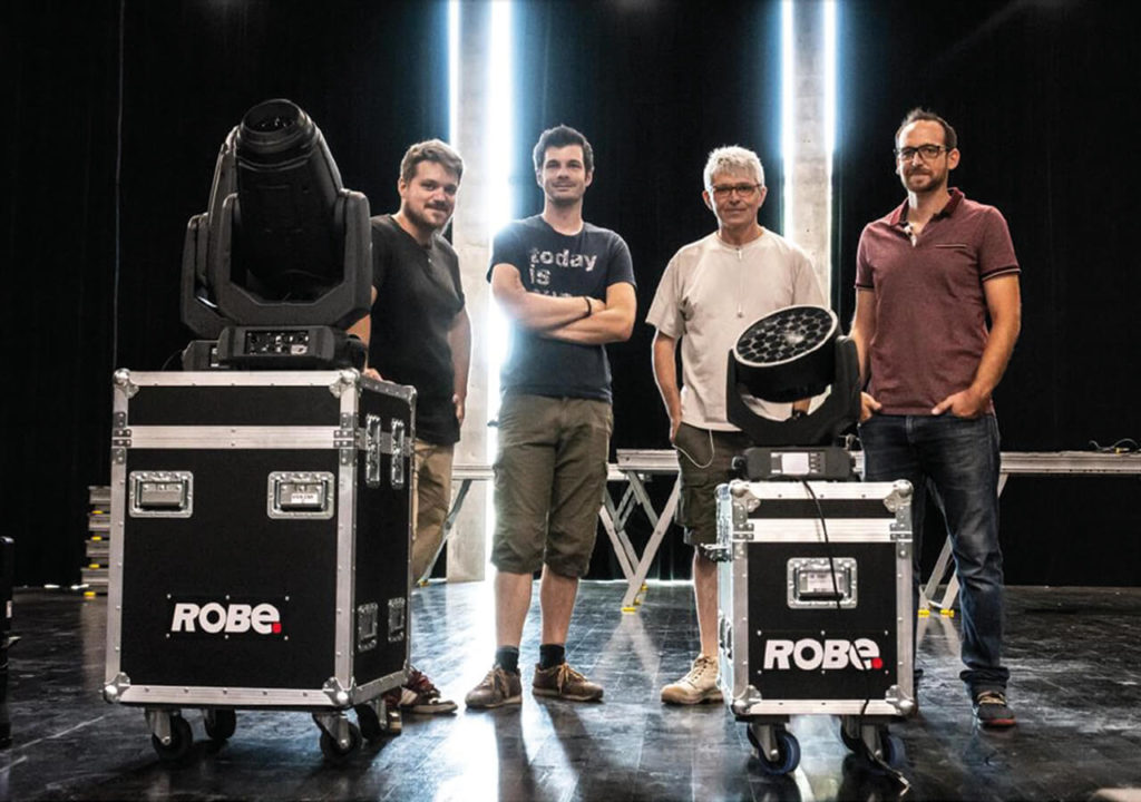 Dushow Robe Salle des fetes Bordeaux