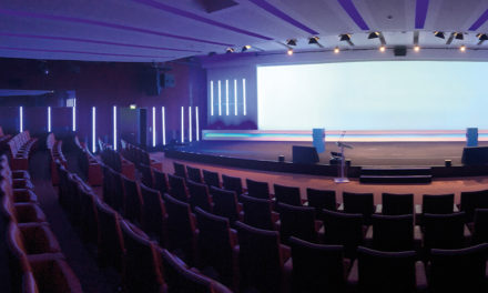 EXPÉRIENCE IMMERSIVE AVEC STARDUST GROUP
