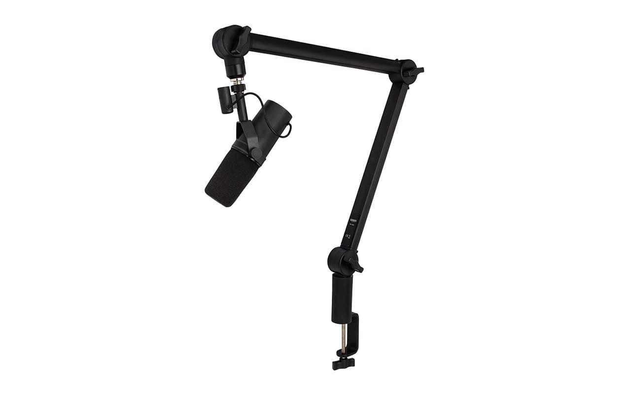 202 Sonomag News Son Warm Audio Arm Full Shot With Mic2