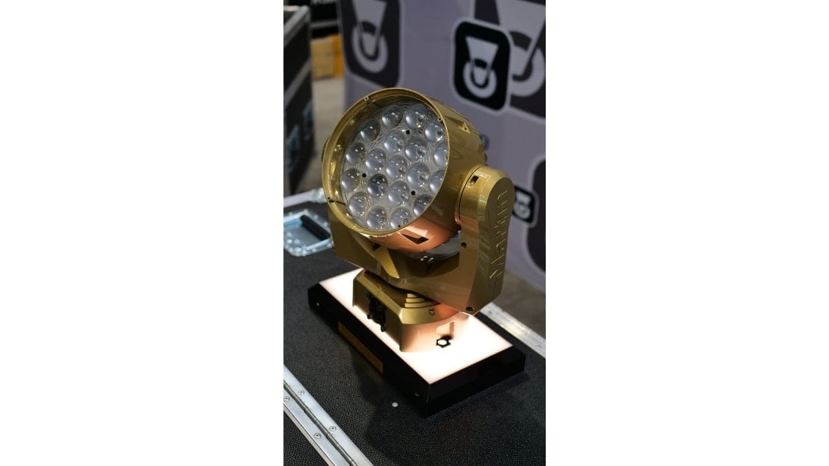 Remise du MAC Aura d’or à DushowTV