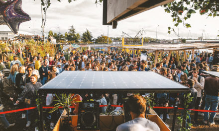 PikiP Solar Speakers