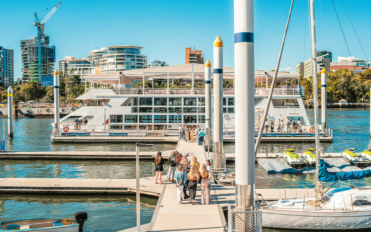 Nexo vogue sur les flots du Brisbane !