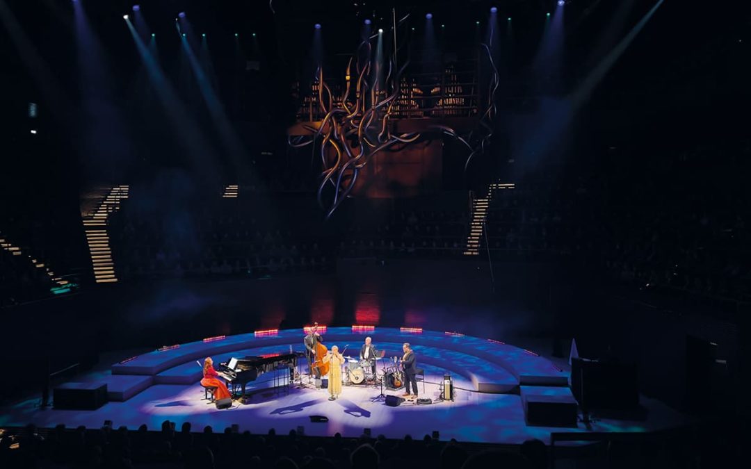 Poursuites Robert Juliat au Helsinki Music Center