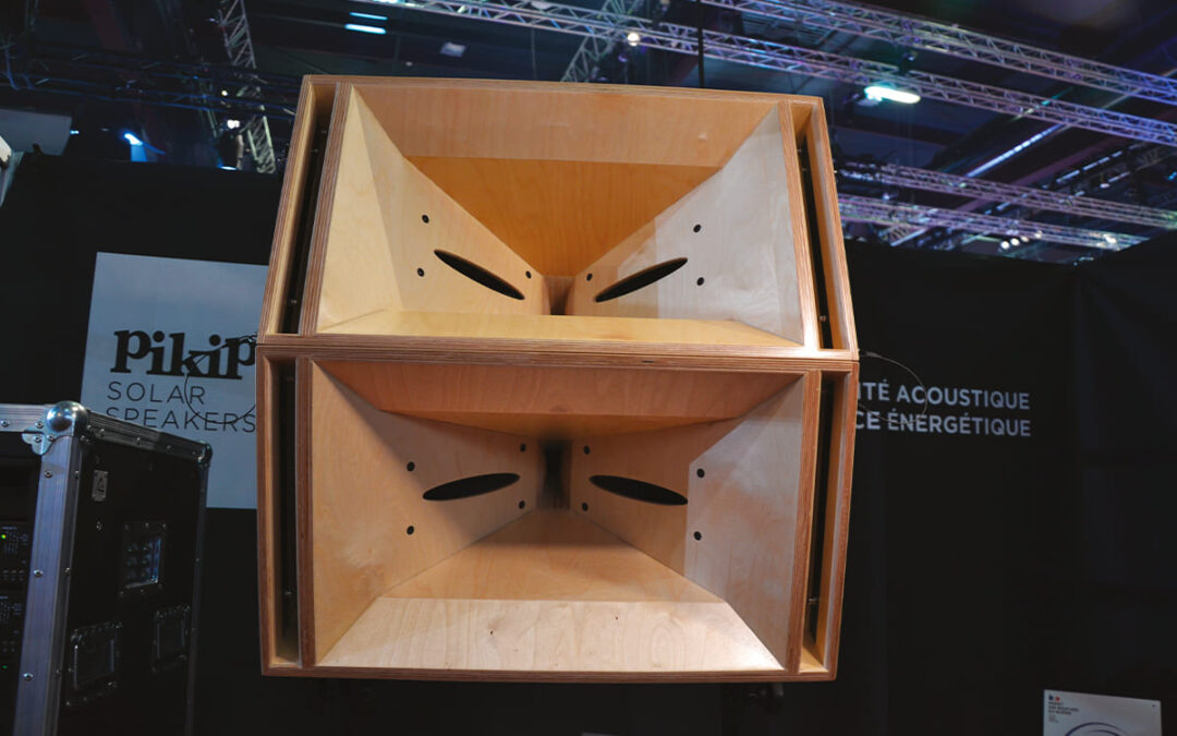 PikiP Solar Speakers