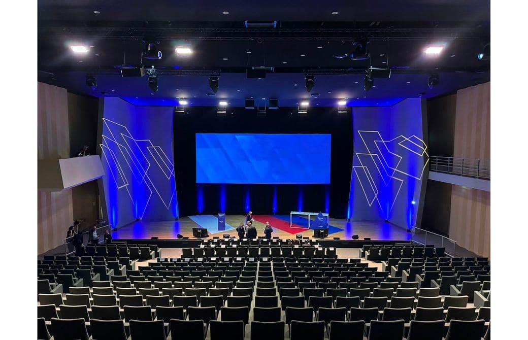 Stardust Group au Palais des Congrès Paris-Saclay