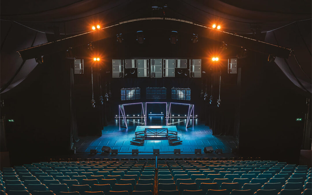 L-Acoustics L-ISA pour salle de spectacle mobile en Suisse